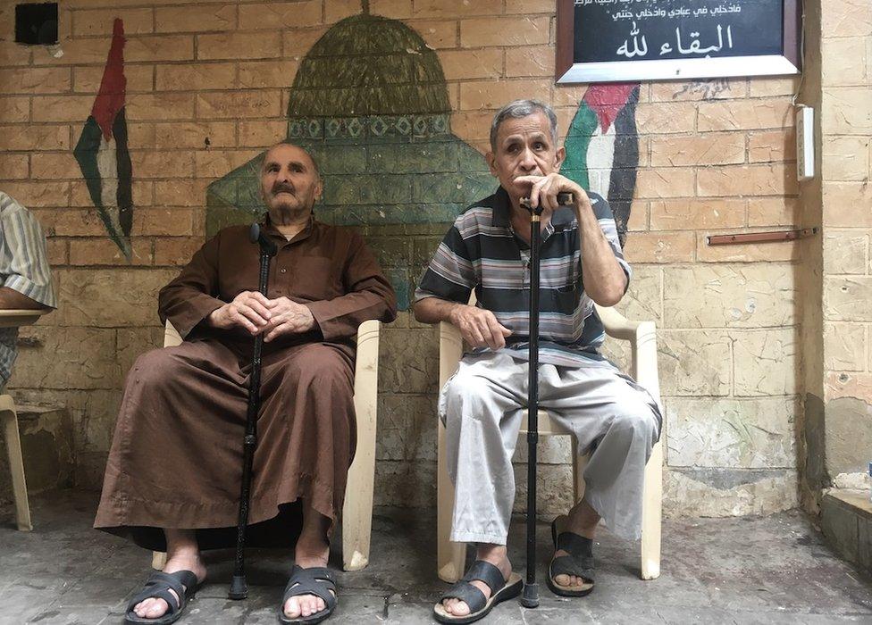 Palestinian men in Bourj el-Barajneh refugee camp (Oct 2018)