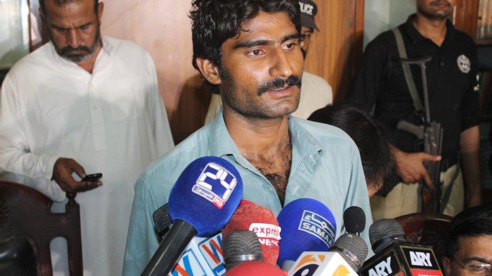 Qandeel Baloch's brother, Waseem, speaks to reporters after his arrest (17 July 2016)