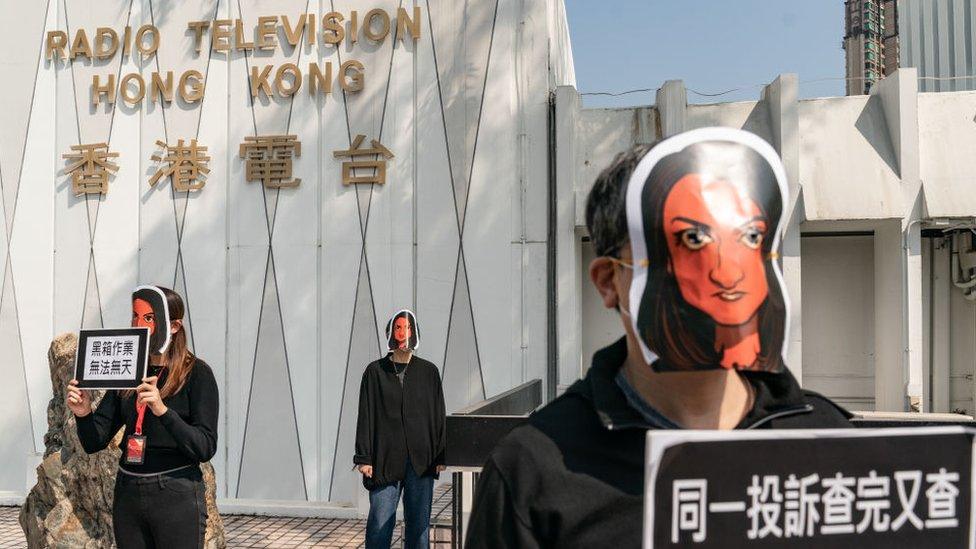 RTHK staff wearing Nabela Qoser masks