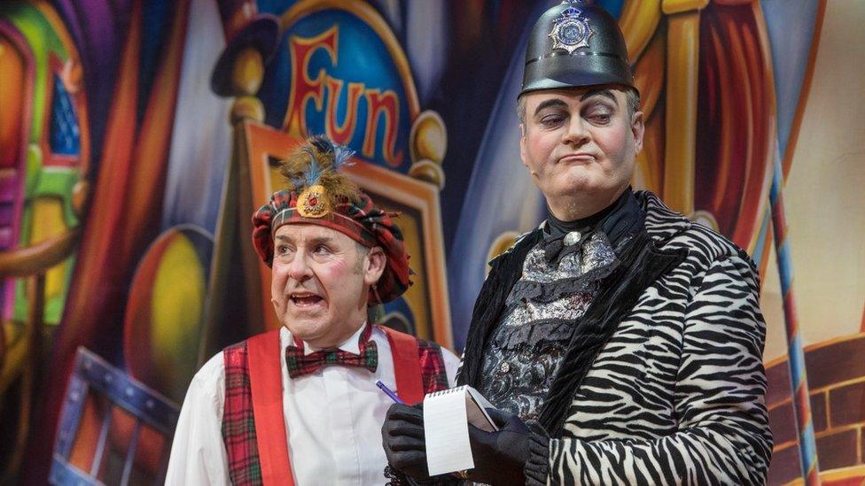 Andy Gray, here with Grant Stott, had been one of the stars at Edinburgh's King's Theatre pantomime for years