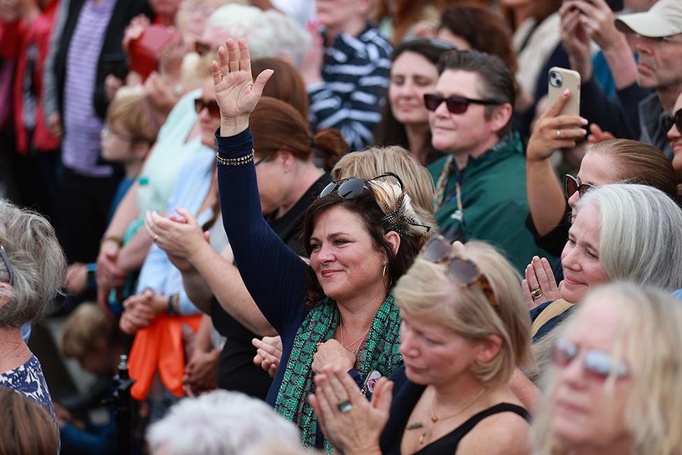 Mourners pay tribute to Sinéad O'Connor in Bray on 8 August 2023