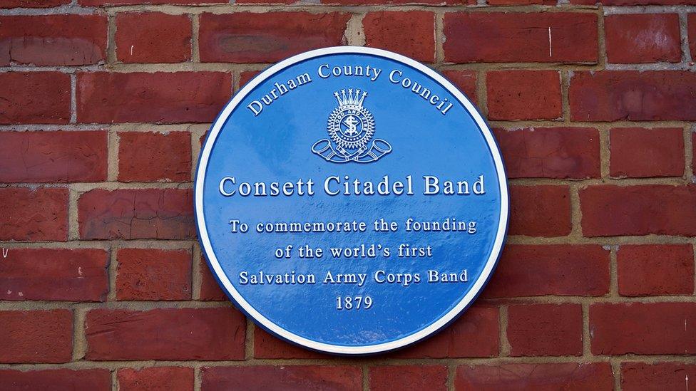 The blue plaque