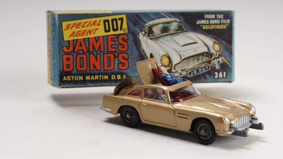 Aston Martin DB5 model car