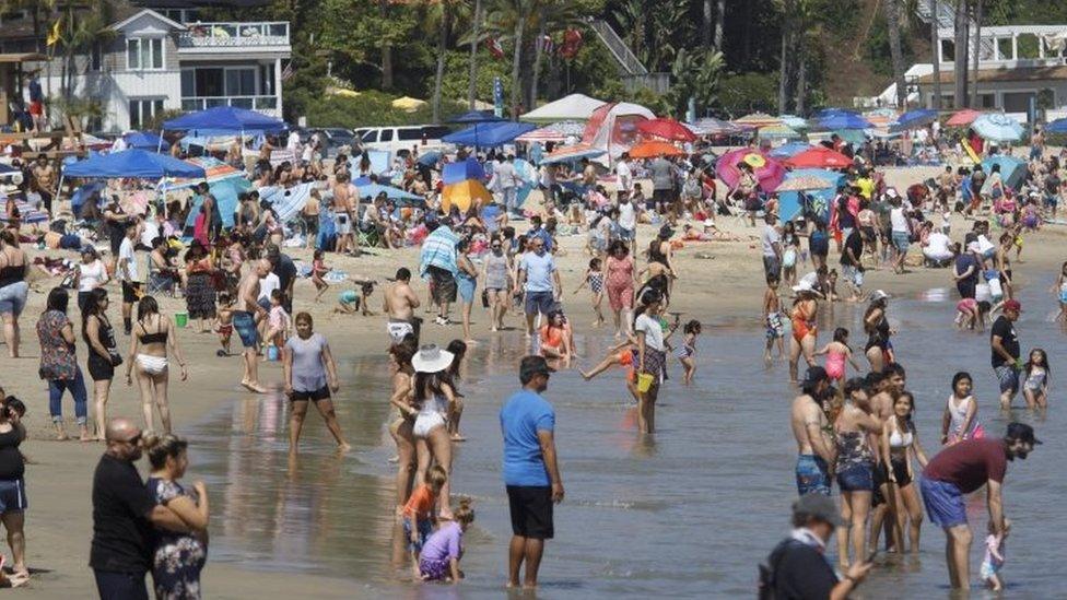 Crowds at Newport Beach, California. Photo: 24 May 2020