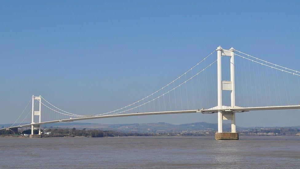 M48 Severn Bridge