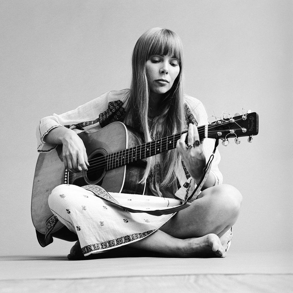 Joni Mitchell in 1968