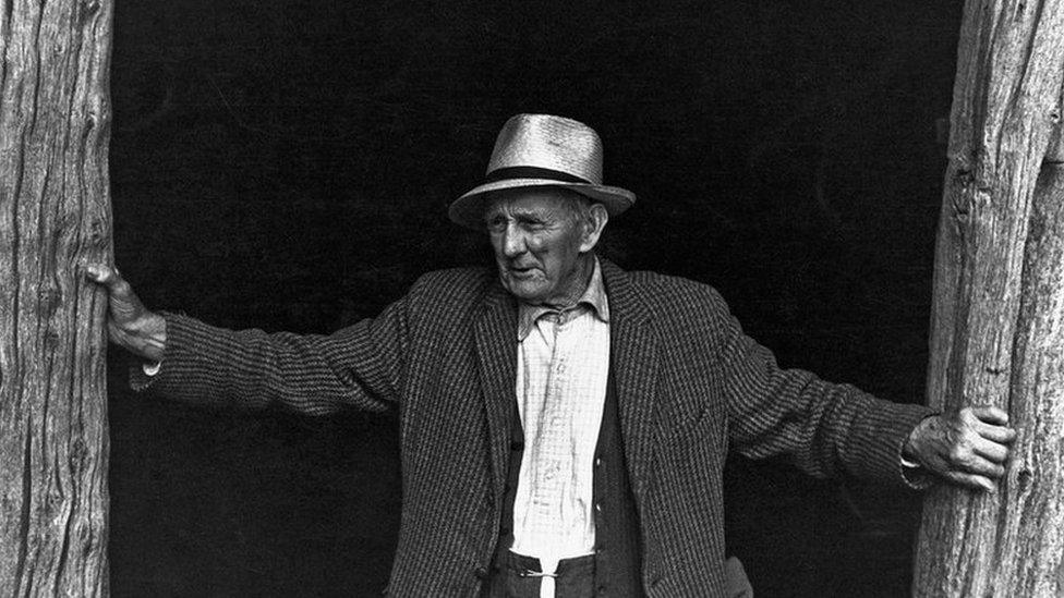 Amos Oke, a retired farmer at Deckport near Hatherleigh in 1977