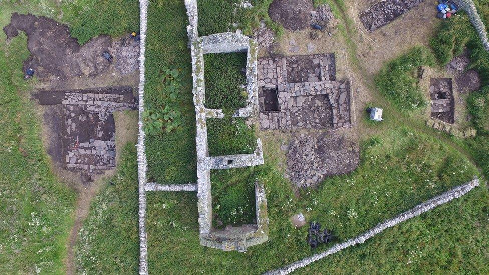 Viking hall dig Orkney