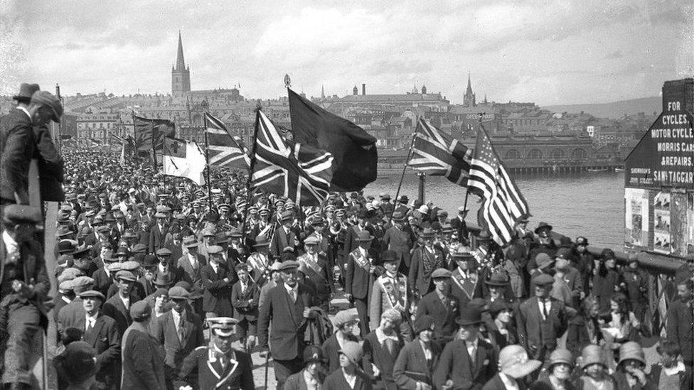 loyalist parade 1930s