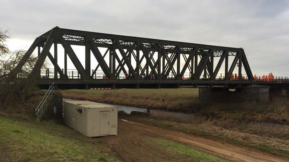 Engineers on bridge near Manea