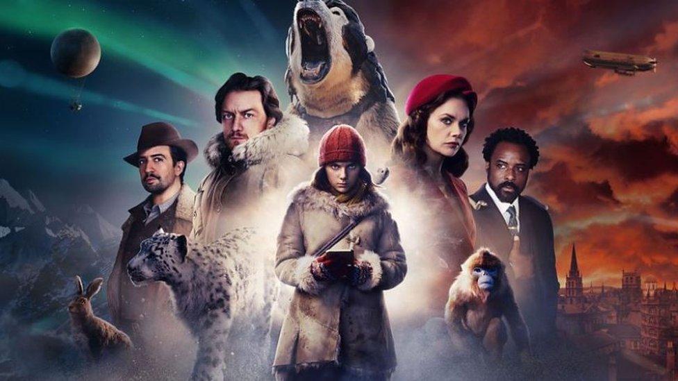 Un o hoff gyfresi Megan, His Dark Materials