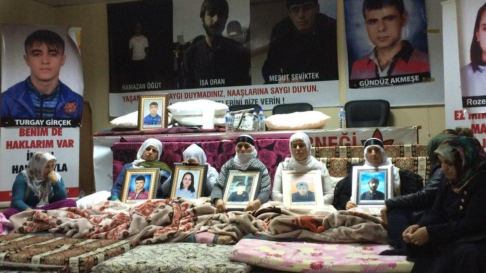 • Mothers’ vigil in Diyarbakir