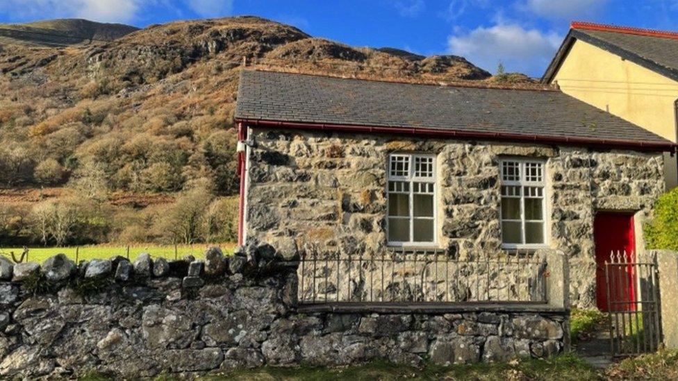 Canolfan y Delyn Deires, Tal-y-Llyn