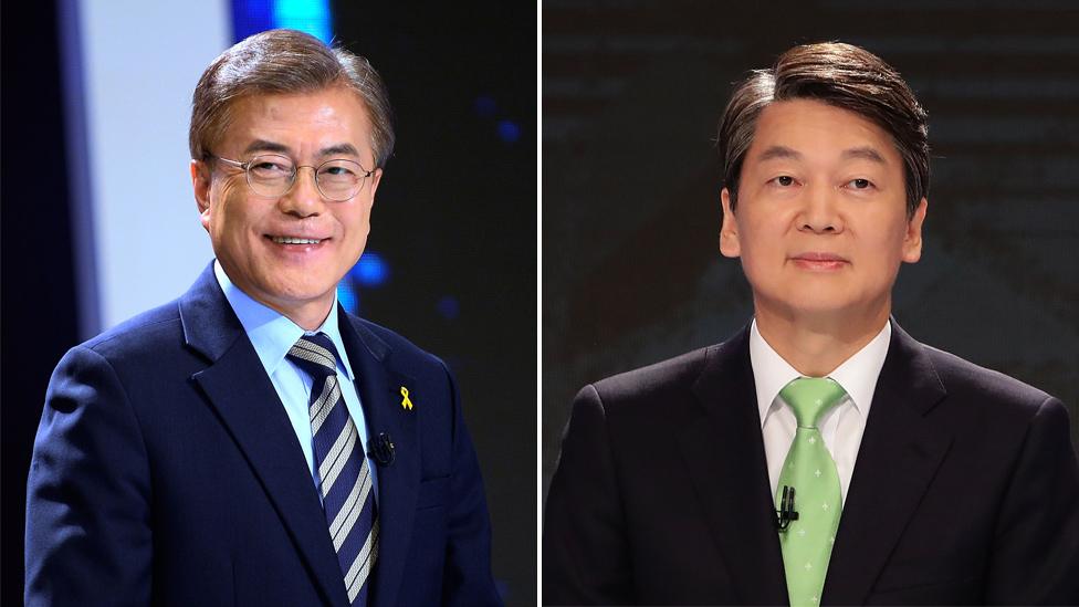 Moon Jae-in (left) and Ahn Cheol-soo