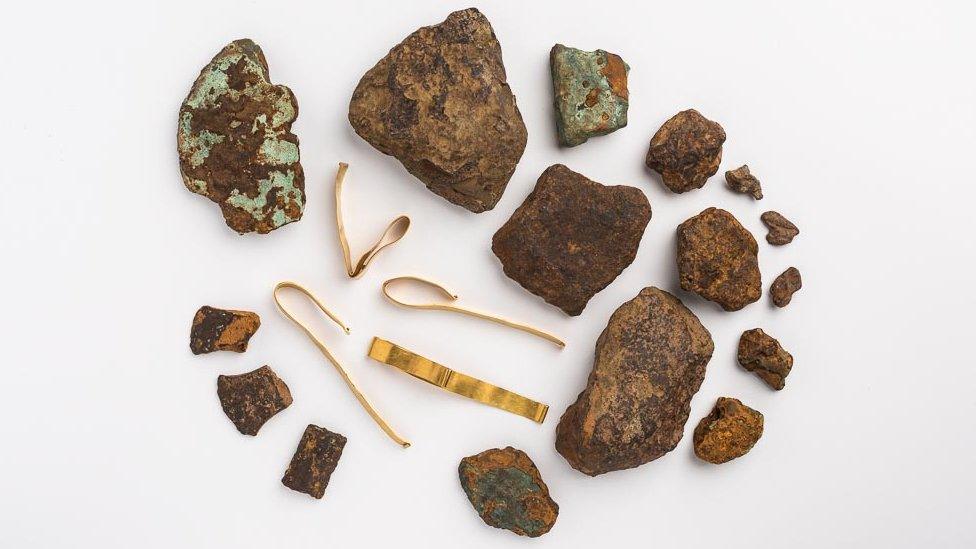 Image of the items found in the hoard