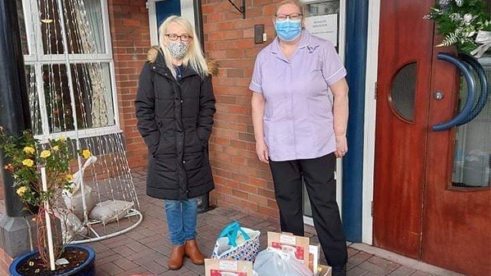 Nuala delivering a Christmas hamper