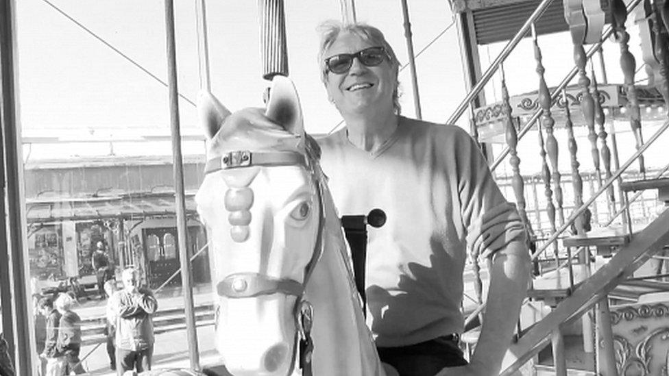 Joe Longthorne on Blackpool North Pier