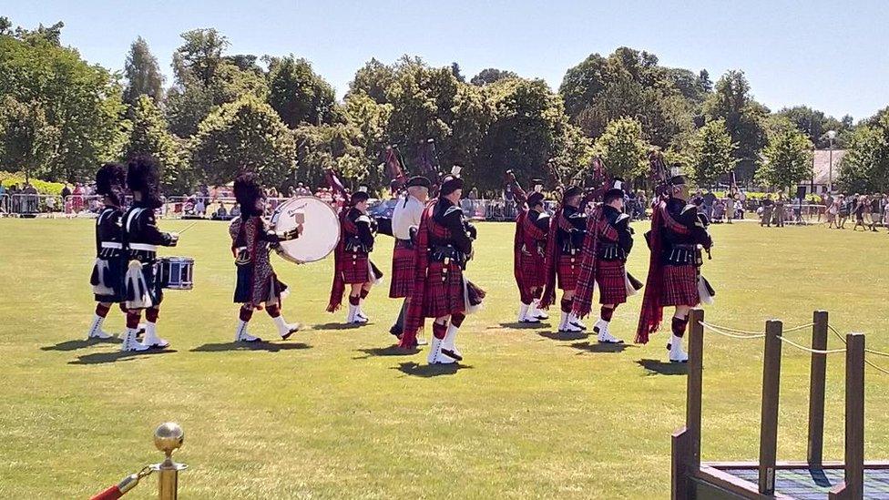 Pipe band