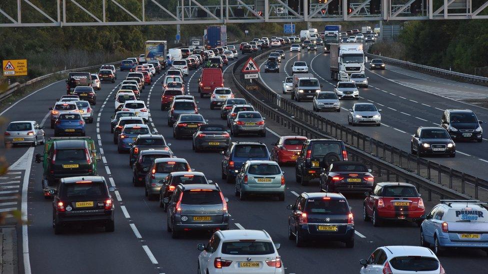 Cars on M1