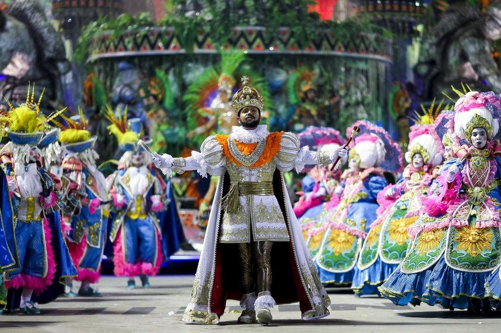 Members of Unidos de Vila Isabel Samba School perform during the parade at 2019 Brazilian Carnival at Sapucai Sambadrome on March 04, 2019 in Rio de Janeiro, Brazil