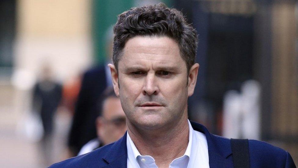 Former New Zealand cricketer Chris Cairns leaves Southwark Crown Court (13 October 2015)