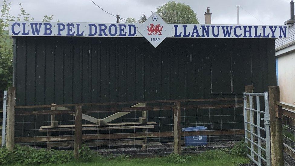 Clwb Pel-droed Llanuwchllyn