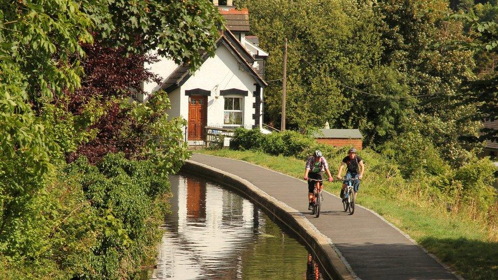 Llangollen canal