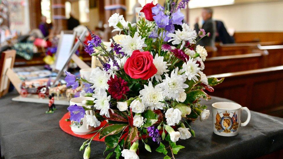 Flower arrangement