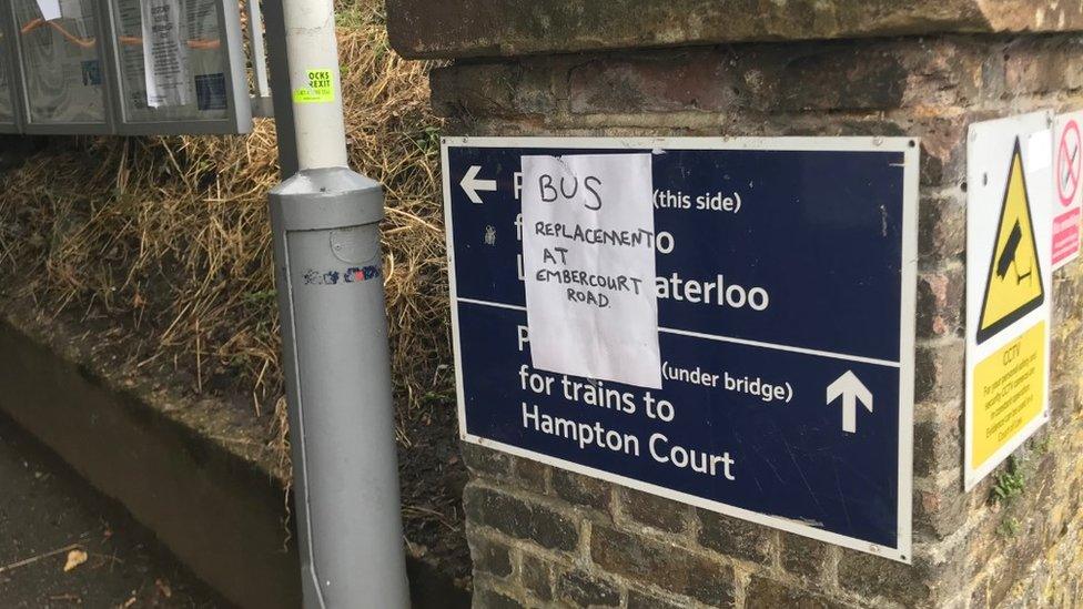 Bus replacement sign at Thames Ditton