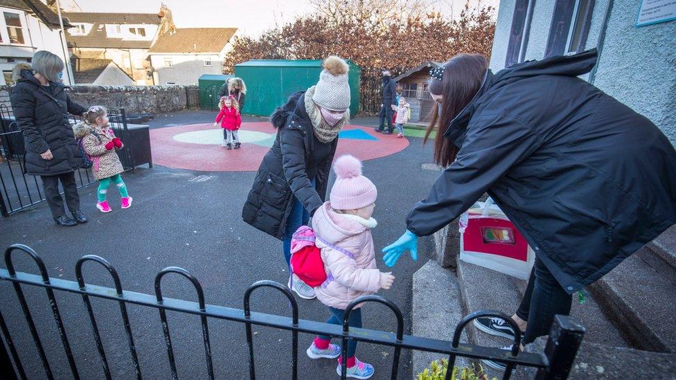 Nursery pupils arrive at Inverkip Primary School