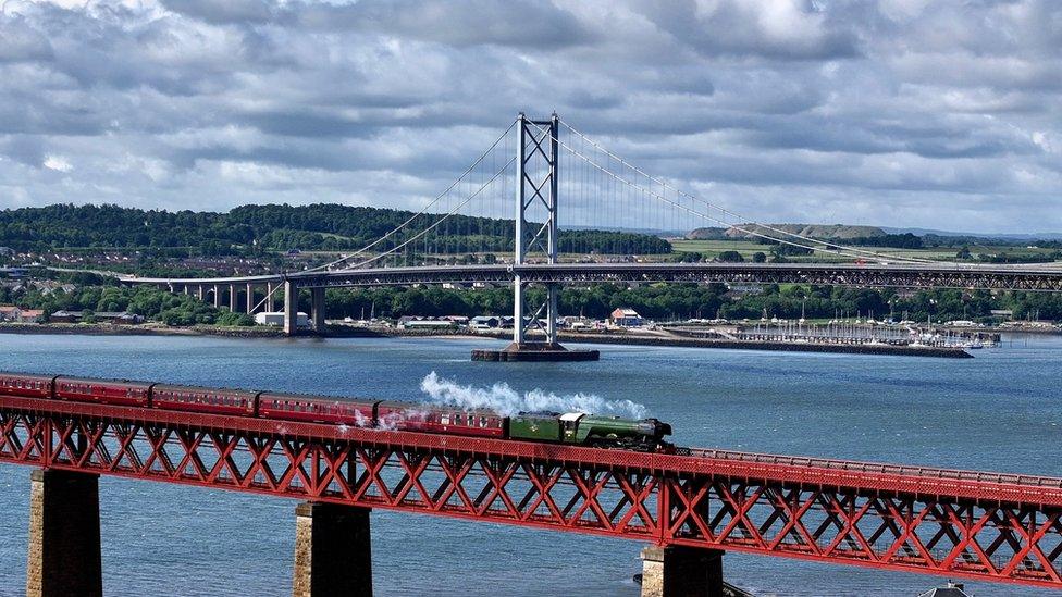 Flying Scotsman train on the Forth bridge