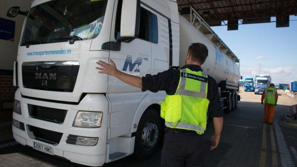 Spanish lorry being checked at Portsmouth