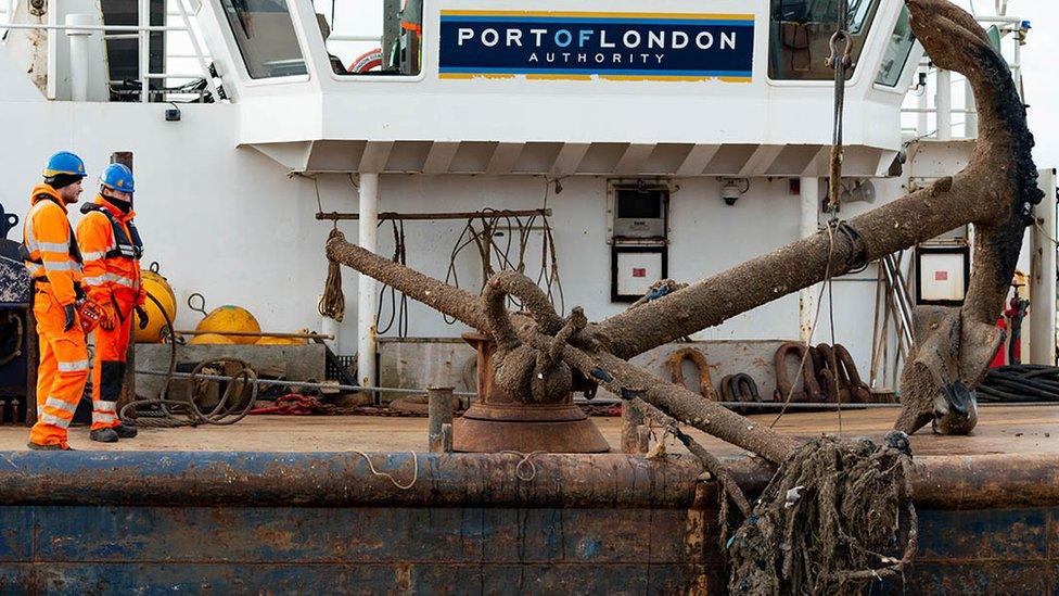 Anchor found off Gravesend