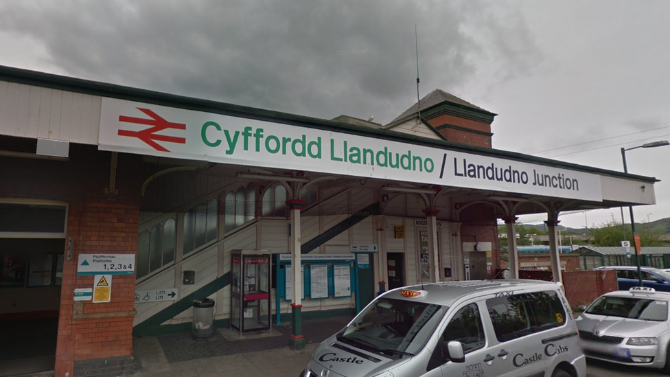 Llandudno junction station