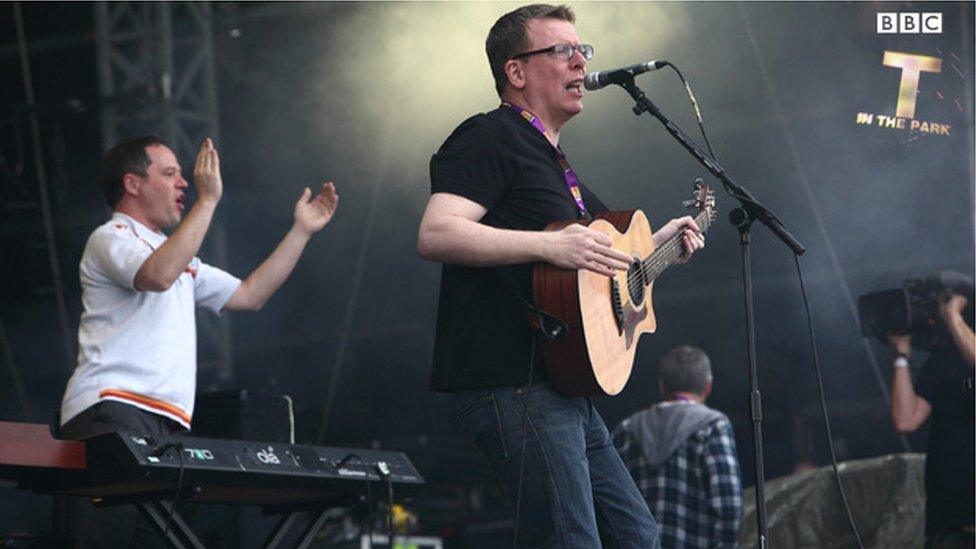 proclaimers at t in the aprk