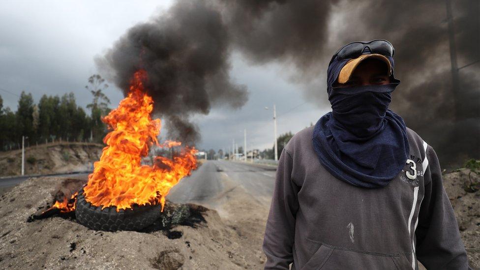 Indigenous man protests, 06 October