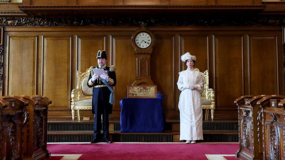 Re-enactment of King George V's speech at Belfast City Hall