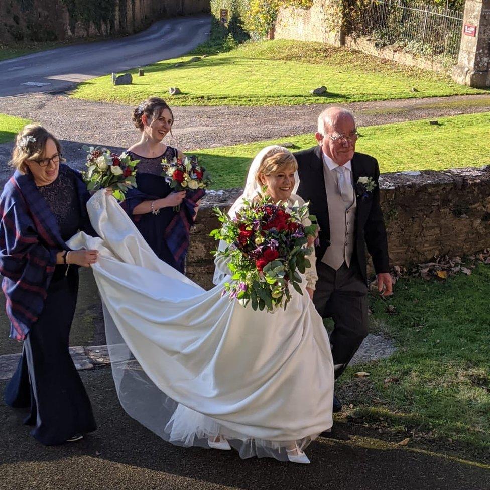 Bride arriving at wedding