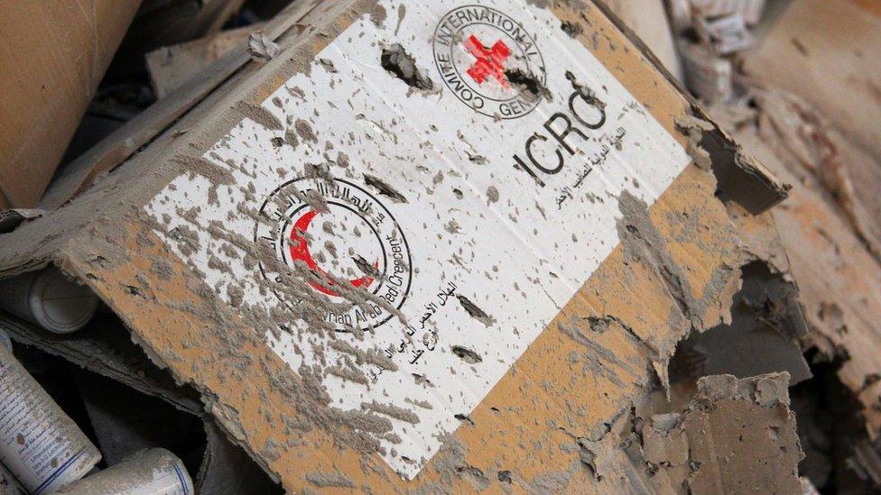 Damaged Red Cross and Syrian Arab Red Crescent medical supplies in Urum al-Kubra (20 September 2016)