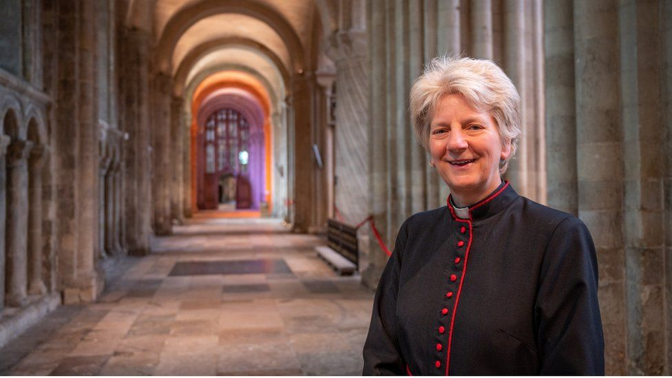 Dean of Norwich Cathedral, Rev Dr Jane Hedges