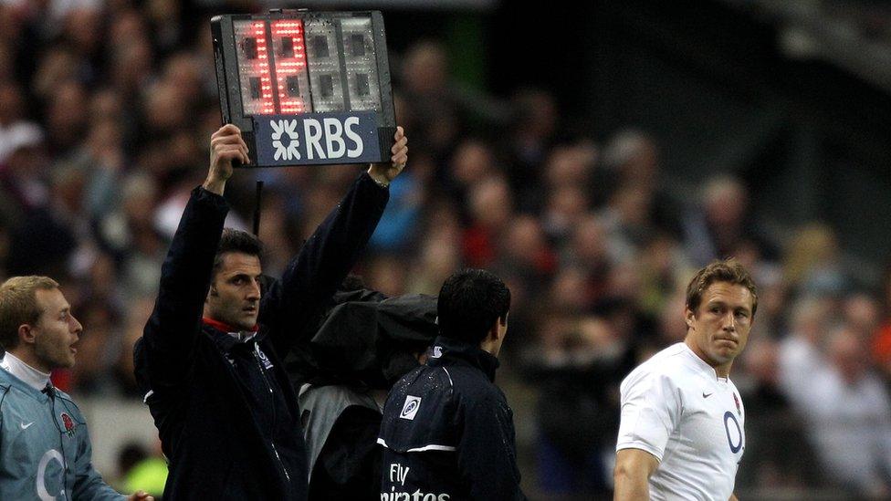 Jonny Wilkinson is replaced during a Six Nations game