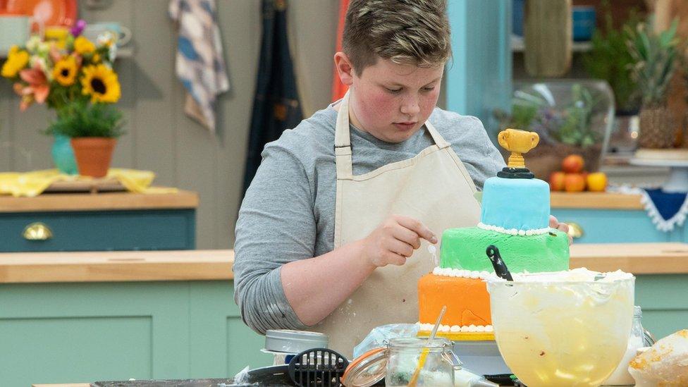 Junior-Bake-off-winner-Fin