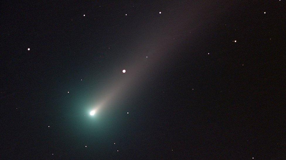 close up image of comet leonard