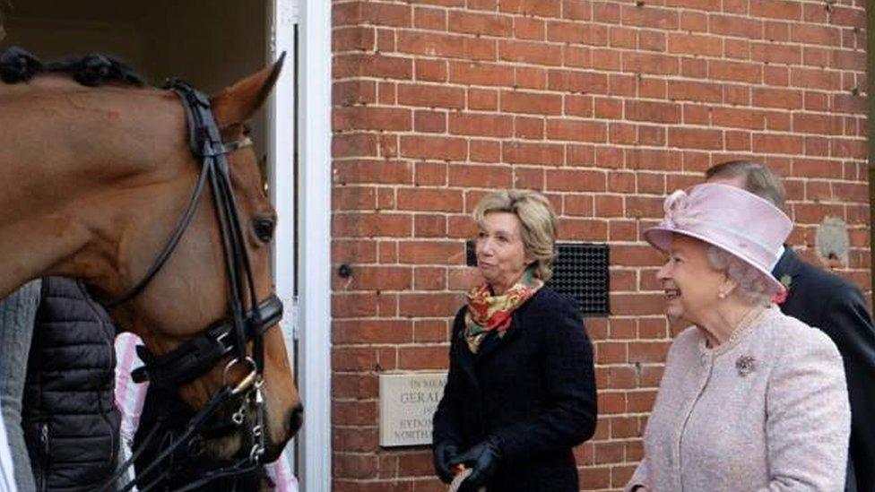 The Queen with a racehorse