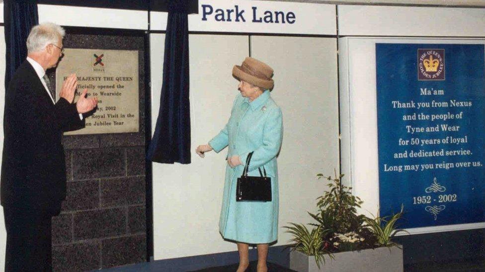 Plaque unveiling at Park Lane Metro Station