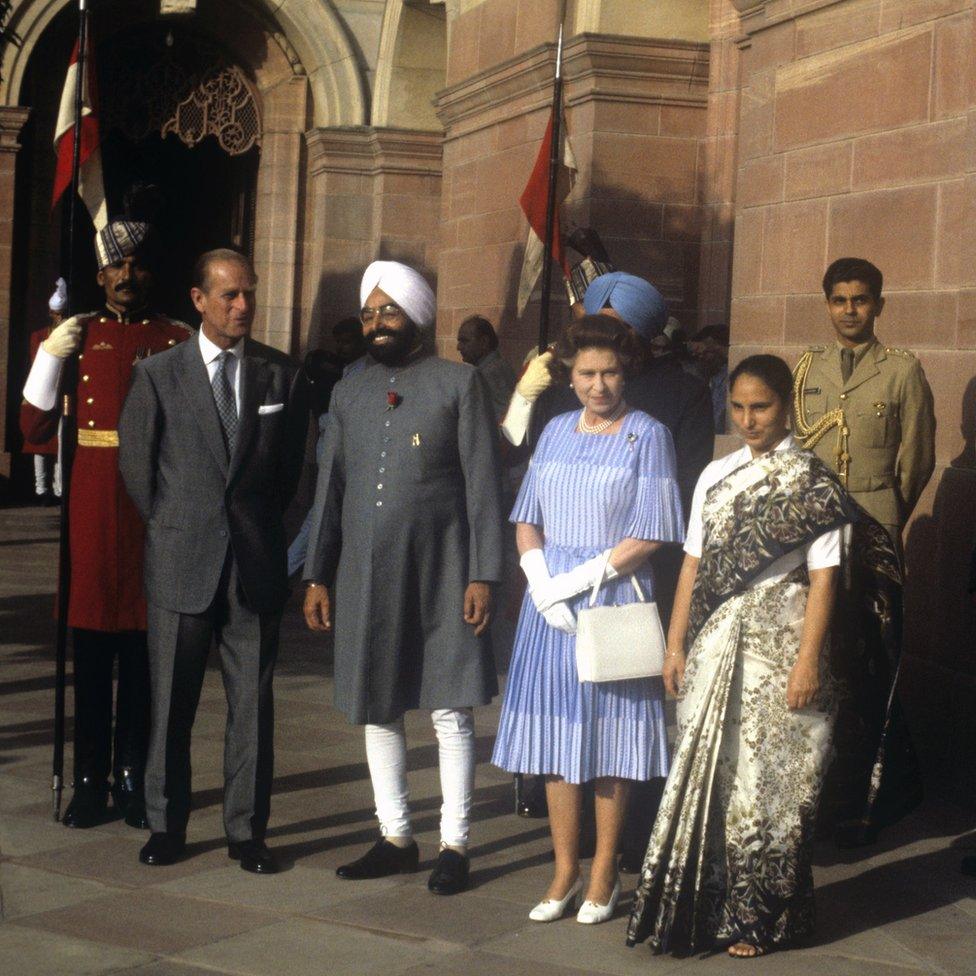 Queen Elizabeth II and the Duke of Edinburgh visiting the Indian President Zail Singh at his palace in New Delhi