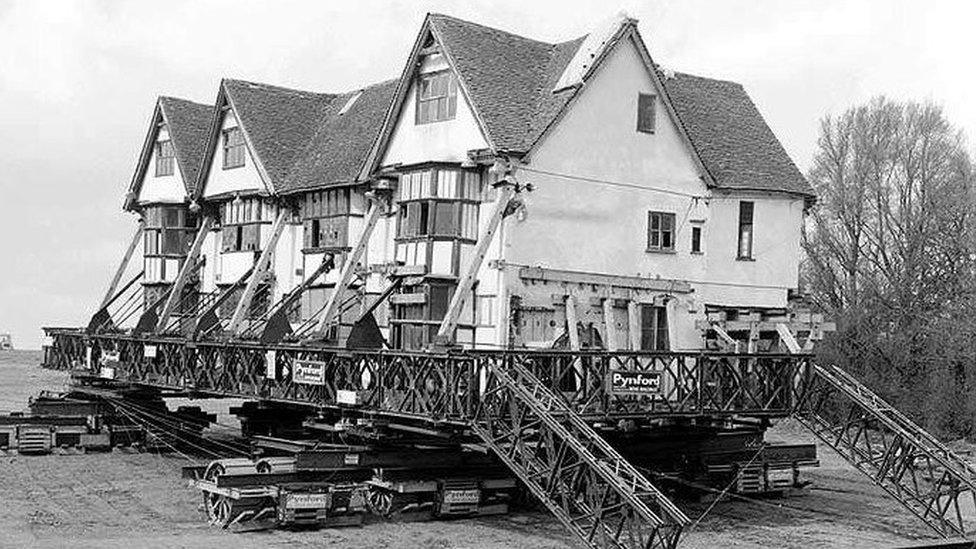 Ballingdon Hall being moved on wheels