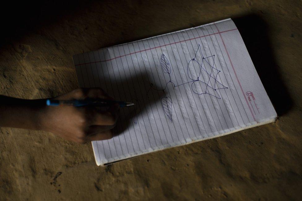 Girl drawing, Bihar