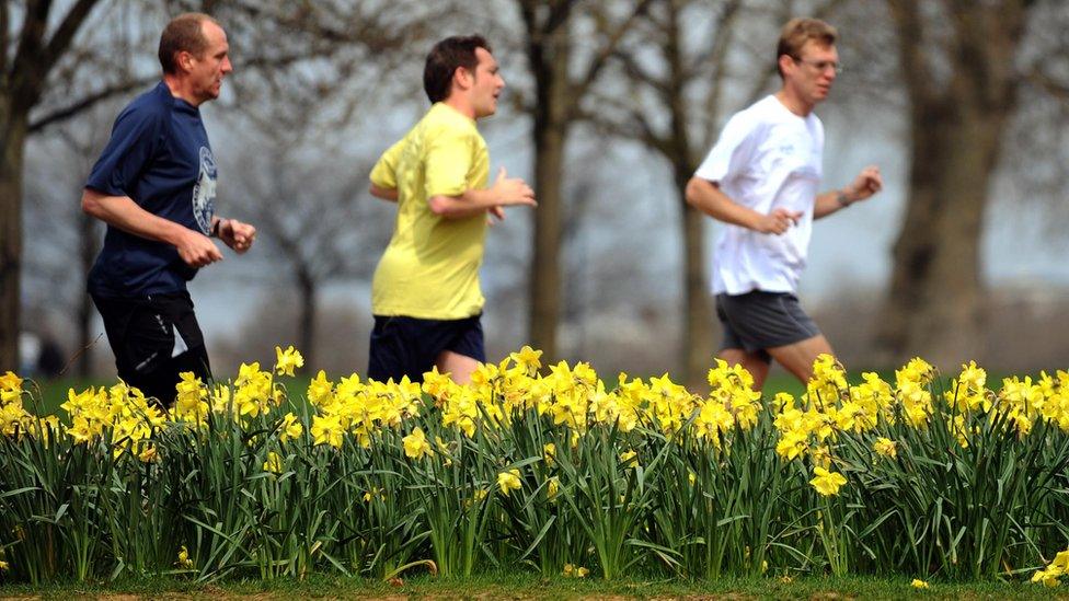 Joggers in Hyde Park