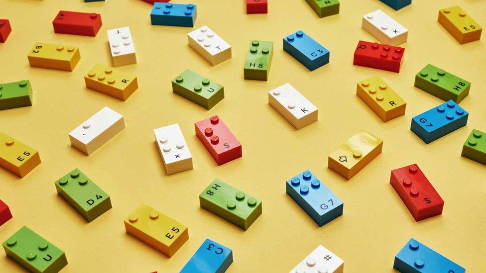 Lego-braille-bricks